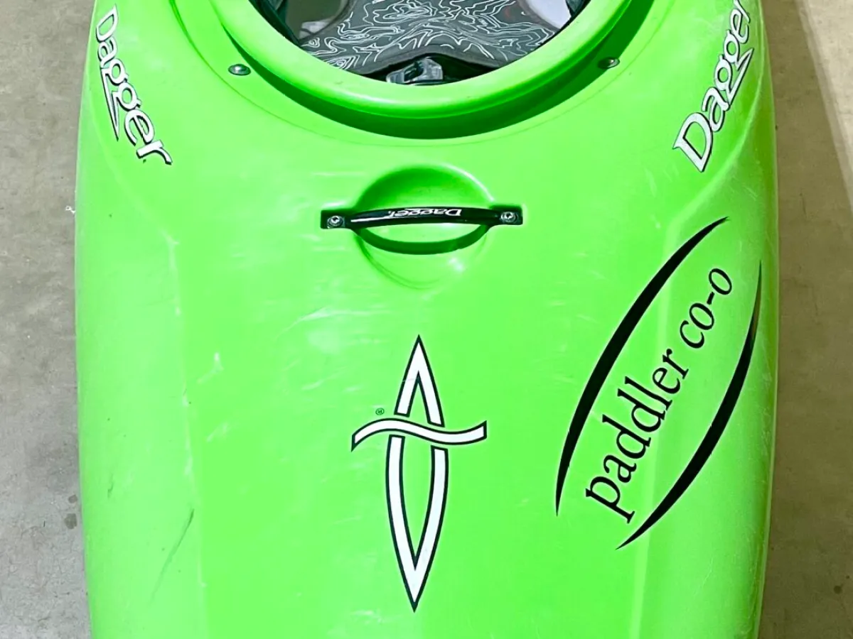 a close up of a painted green